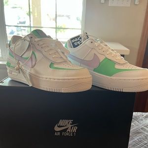 Mike Air Force 1 women sneakers. I have two pairs, size 5 and 5.5. Each is 100.